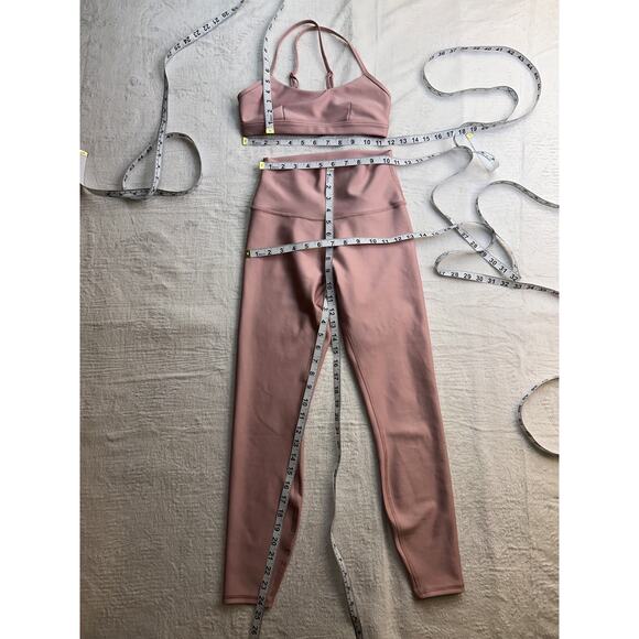 Alo Yoga Airlift Intrigue Bra and 7/8 High-Waist Airlift Legging Ballet Pink XS - Picture 4 of 15